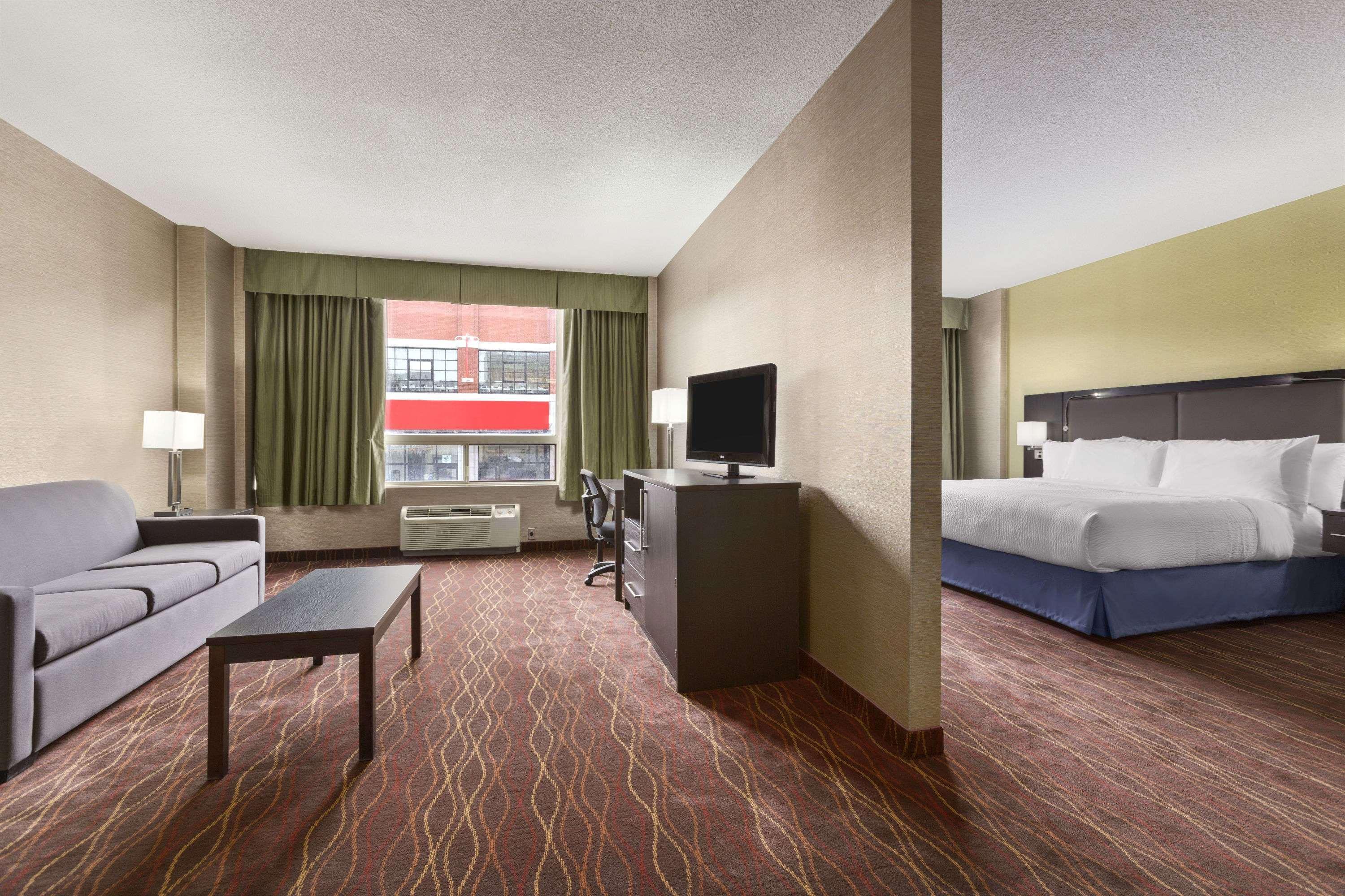 Days Inn By Wyndham אוטווה מראה חיצוני תמונה