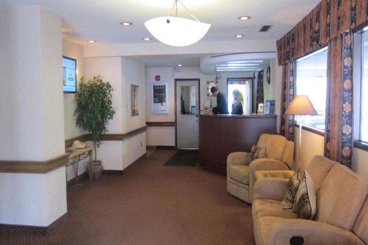 Days Inn By Wyndham אוטווה מראה חיצוני תמונה